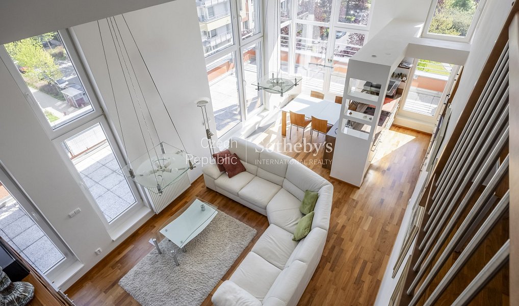 Prodej bytu 4+kk 121 m², Praha – fotka 1 z 15