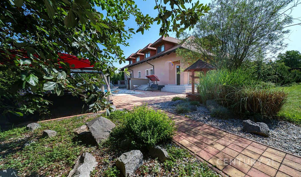 Prodej domu 545 m² s pozemkem 2 148 m², Chlumčany – náhled fotky 5