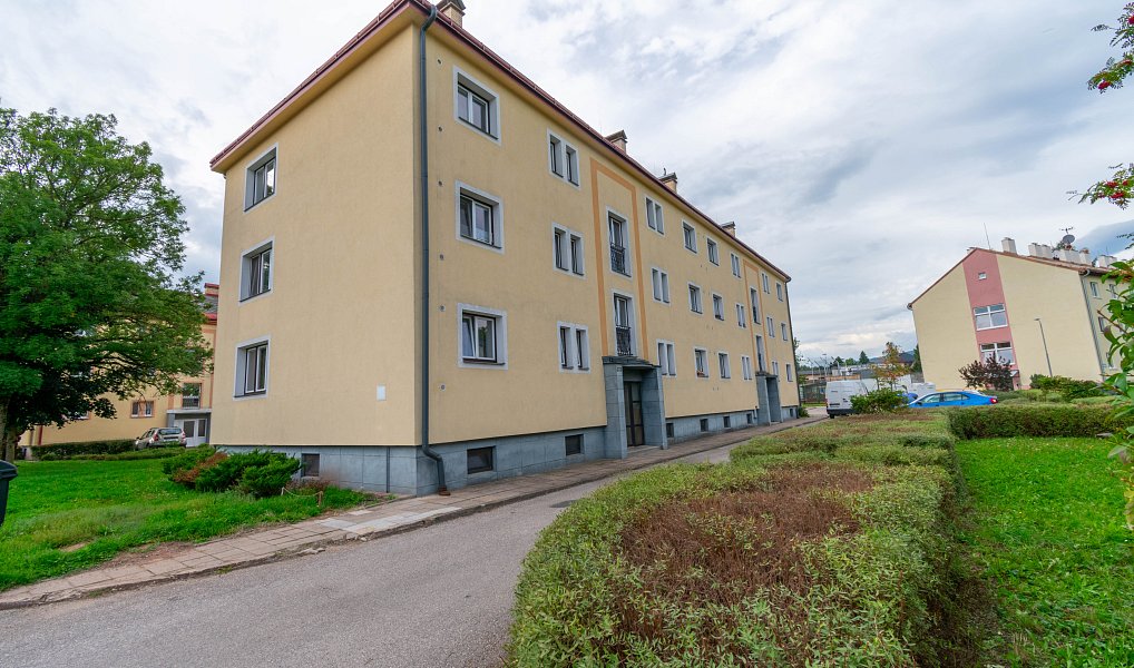 Pronájem bytu 2+1 53 m², Trutnov – náhled fotky 13