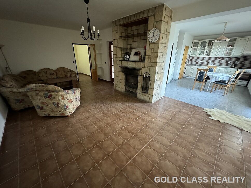 Prodej domu 200 m² s pozemkem 526 m² – pohled 4
