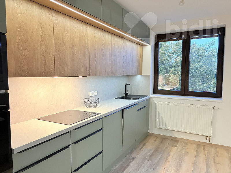 Pronájem bytu 3+1 88 m² – fotografie 5