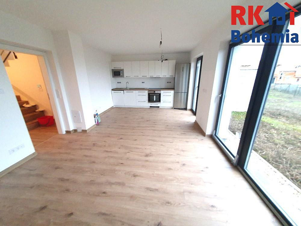 Pronájem domu 102 m² s pozemkem 230 m² — photo 5