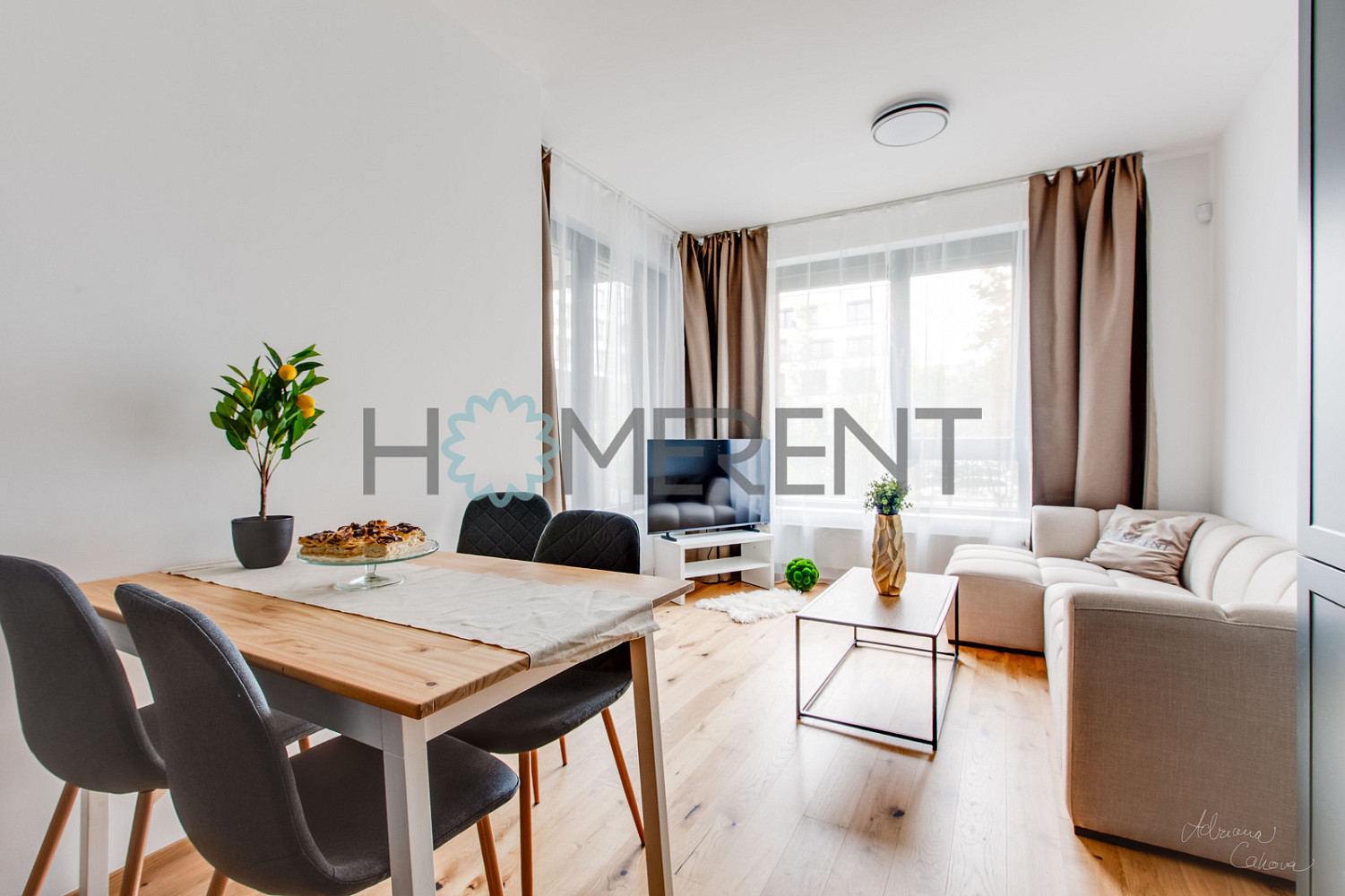 Pronájem bytu 2+kk 47 m² – fotografie 2