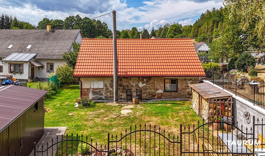 Prodej chaty/chalupy 41 m² s pozemkem 350 m², Kolinec – náhled fotky 20