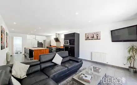 Prodej domu 300 m² s pozemkem 1 400 m²