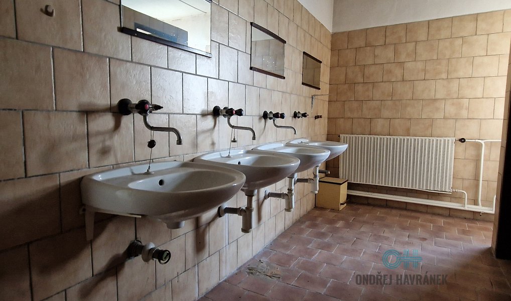 Pronájem skladovacích prostor 645 m², Holešov – náhled fotky 9