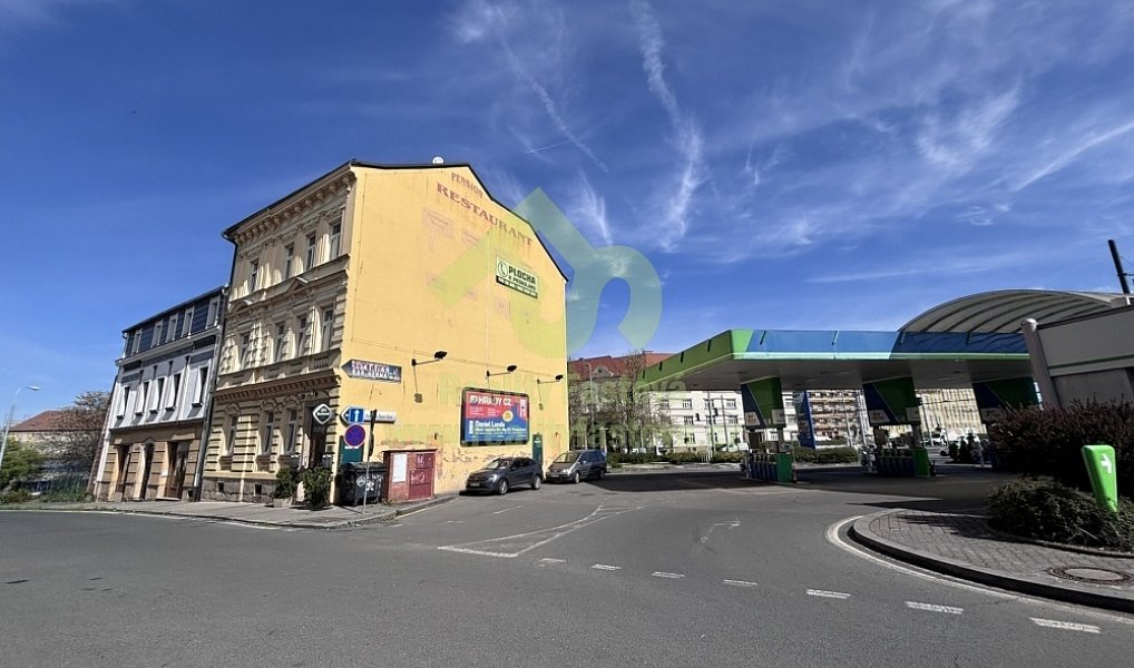 Prodej domu 776 m² s pozemkem 192 m², Plzeň – náhled fotky 11