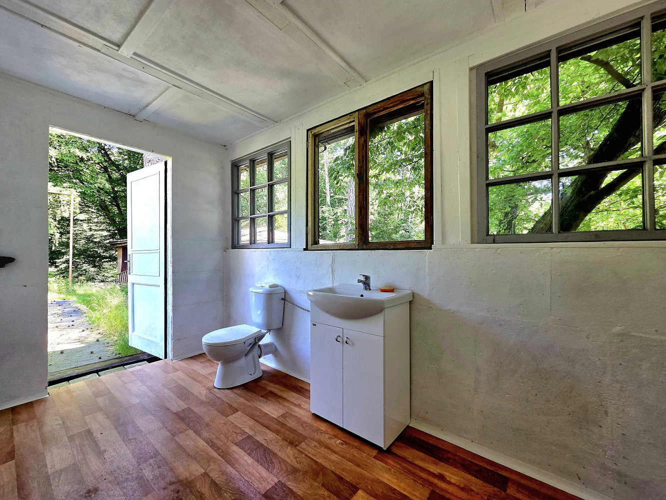 Prodej chaty/chalupy 48 m² s pozemkem 588 m² – fotografie 4