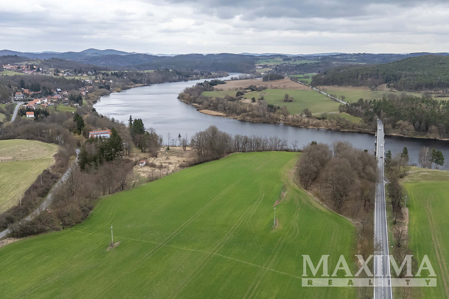 Pozemek o ploše 34543 m² - Hřiměždice, Vestec – další