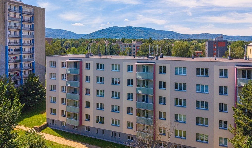 Pronájem bytu 2+1 50 m², Třinec – fotka 1 z 24