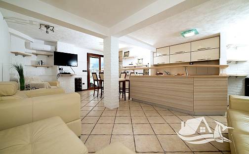 Prodej bytu 4+kk 103 m², Rafailovići, Černá Hora