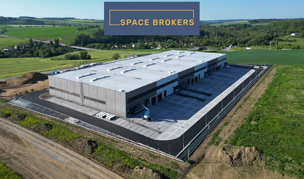 Pronájem skladovacích prostor 1 700 m², Jihlava – náhled fotky 2