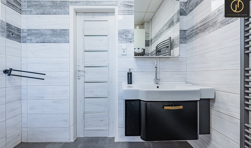 Prodej bytu 2+1 51 m², Krnov – náhled fotky 15