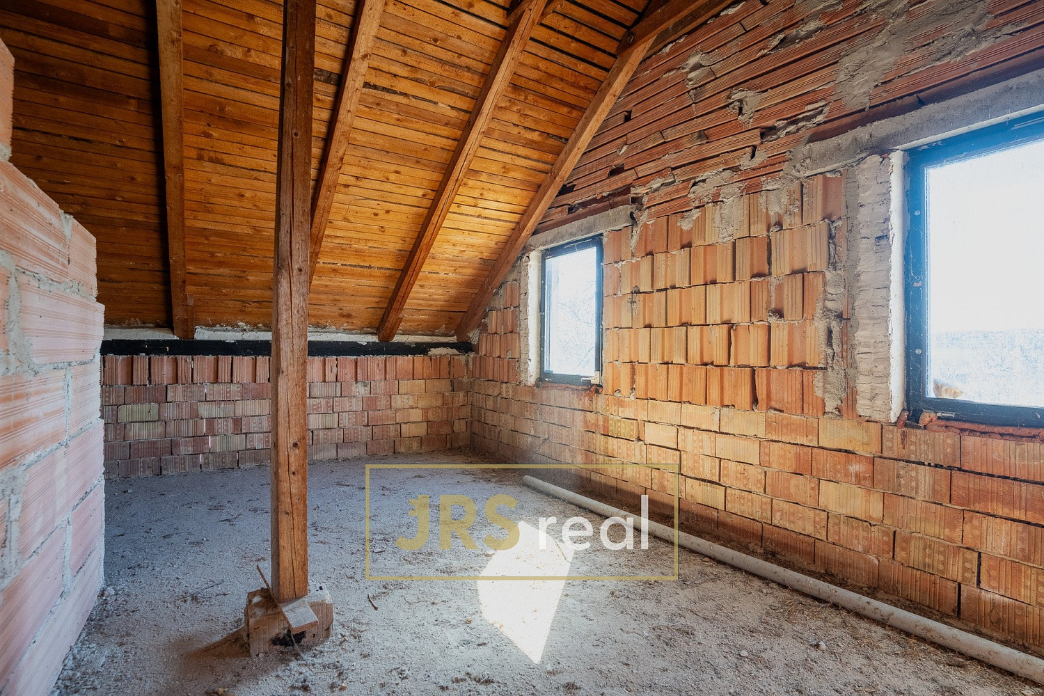 Prodej domu 490 m² s pozemkem 1 938 m² – fotografie 3