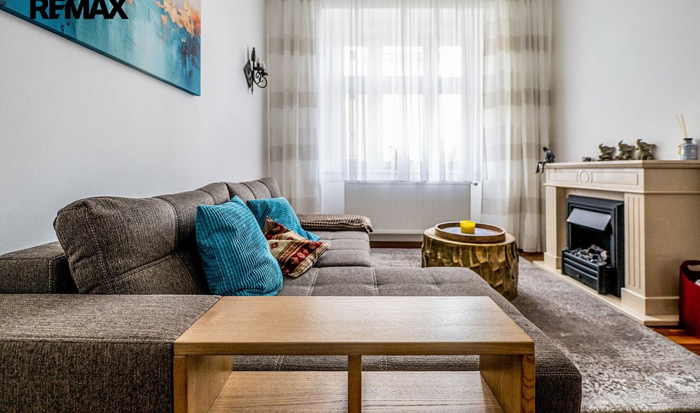 Prodej bytu 3+1 82 m², Karlovy Vary – náhled fotky 3