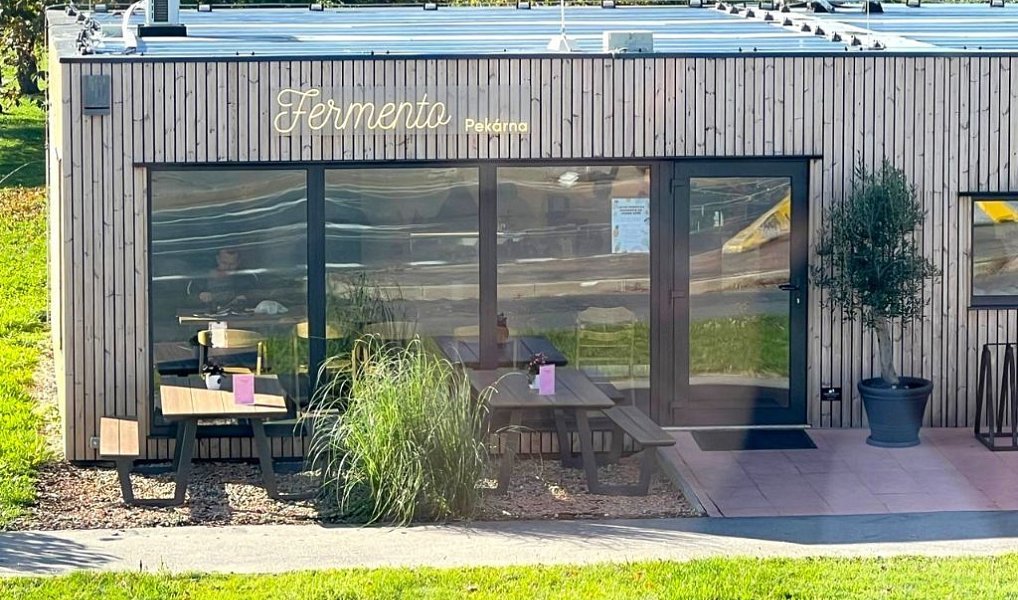 Pronájem bytu 1+kk 18 m², Hostivice – náhled fotky 15