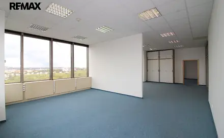 Pronájem kanceláře 99 m², Vinohradská, Praha 3 - Vinohrady