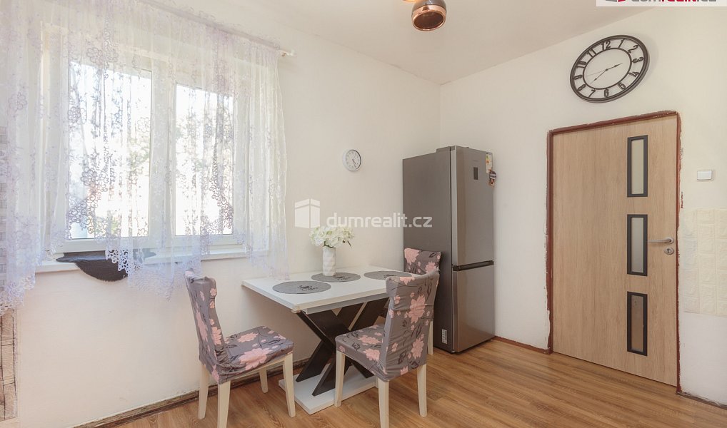 Prodej domu 360 m² s pozemkem 657 m², Králův Dvůr – náhled fotky 11