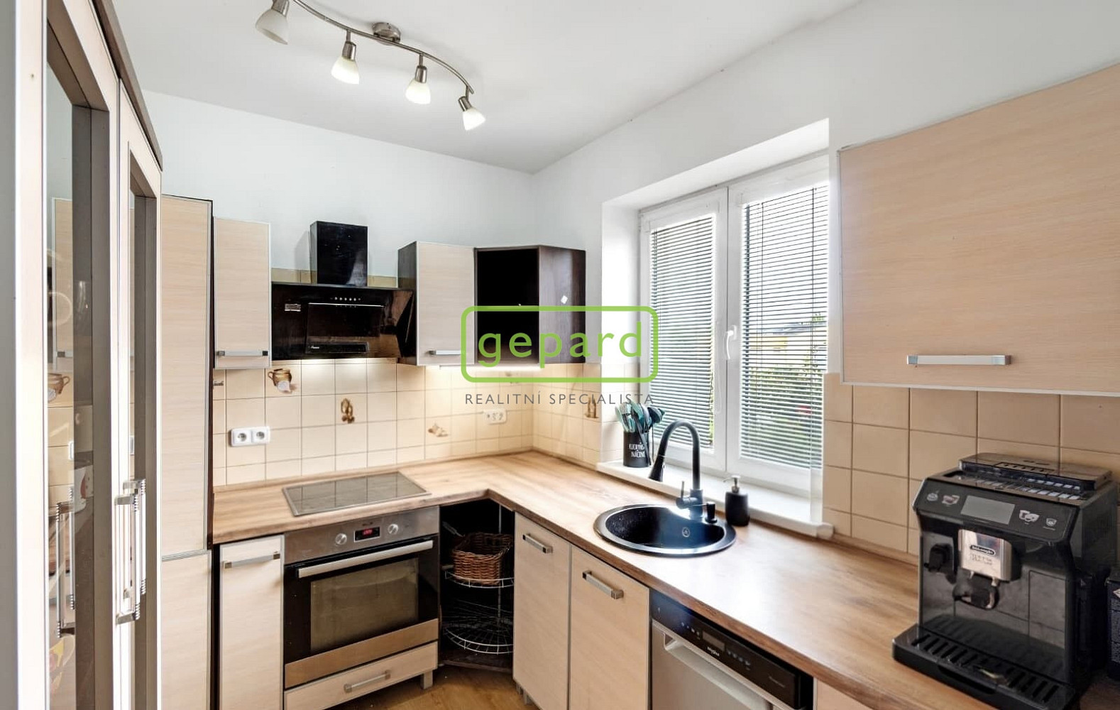 Prodej domu 91 m² s pozemkem 204 m² – fotografie 2