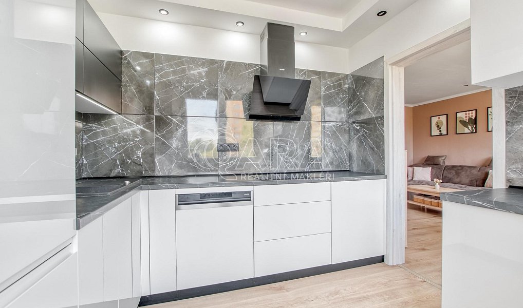 Prodej bytu 3+1 77 m², Ostrava – náhled fotky 2