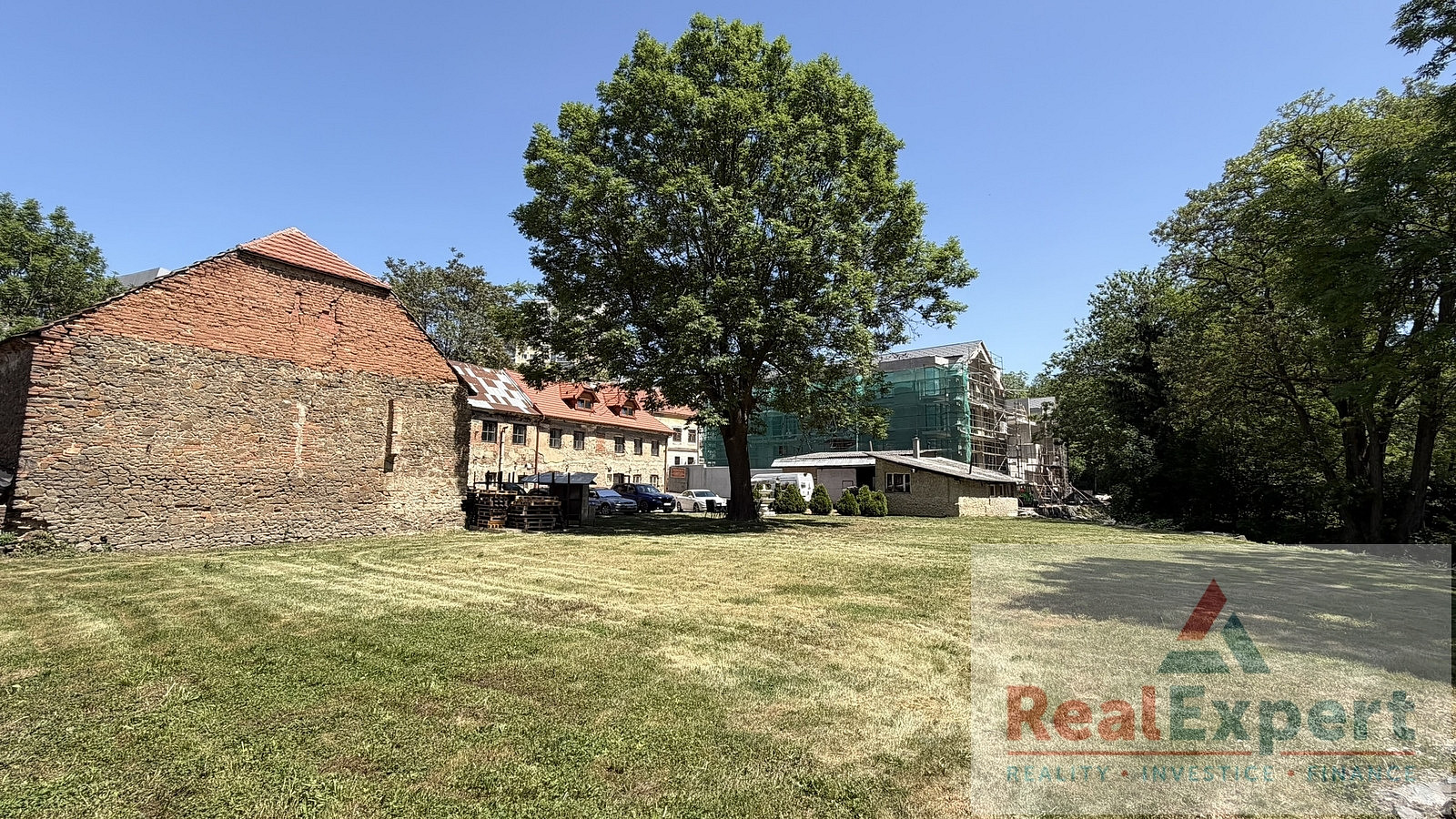 Prodej zemědělského objektu 950 m² — photo 2