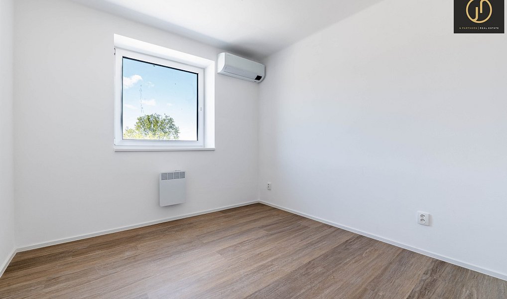 Prodej bytu 1+kk 37 m², Kladno – náhled fotky 9