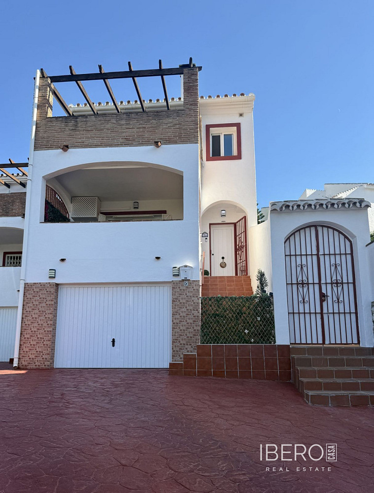 Casa 4+kk – Mijas, Riviera del Sol - Fase VIII, Urbanización Sitio de Calahonda - Vista 5