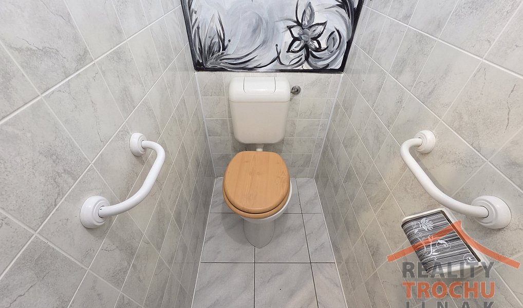 Pronájem bytu 3+1 61 m², Trutnov – náhled fotky 7