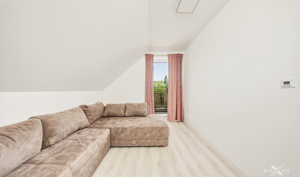 Pronájem domu 138 m² s pozemkem 1 024 m², Postřižín – náhled fotky 24