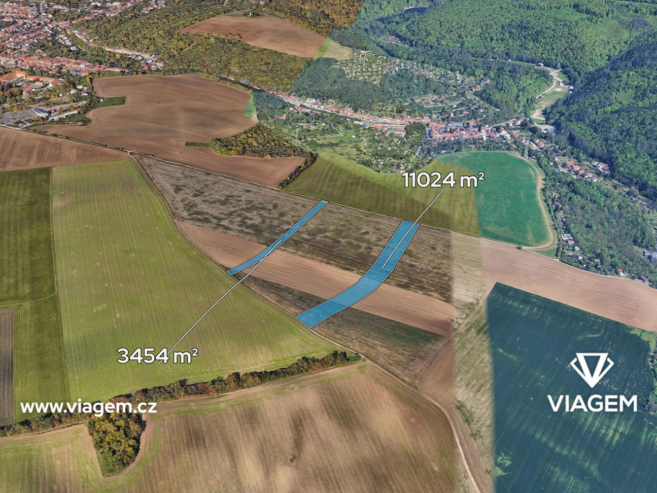 Prodej pole 2 413 m²