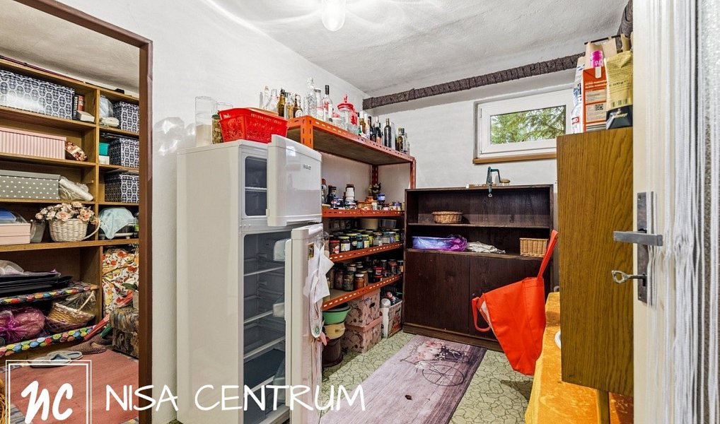 Prodej domu 304 m² s pozemkem 992 m², Krnsko – náhled fotky 28