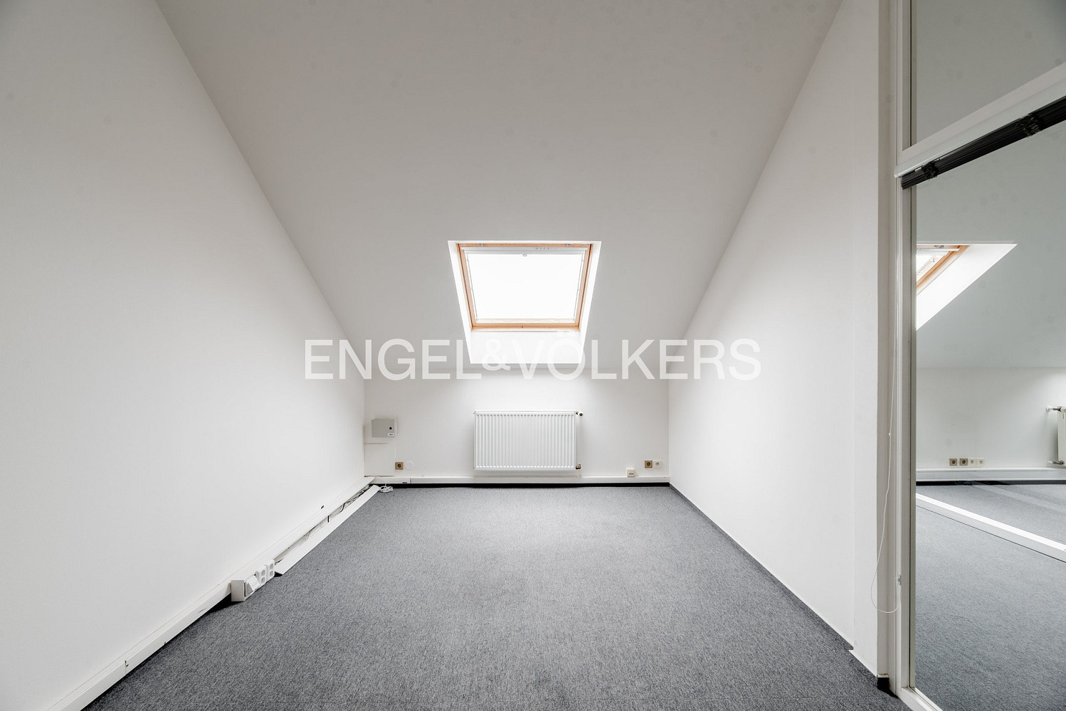 Pronájem kanceláře 132 m² – pohled 6