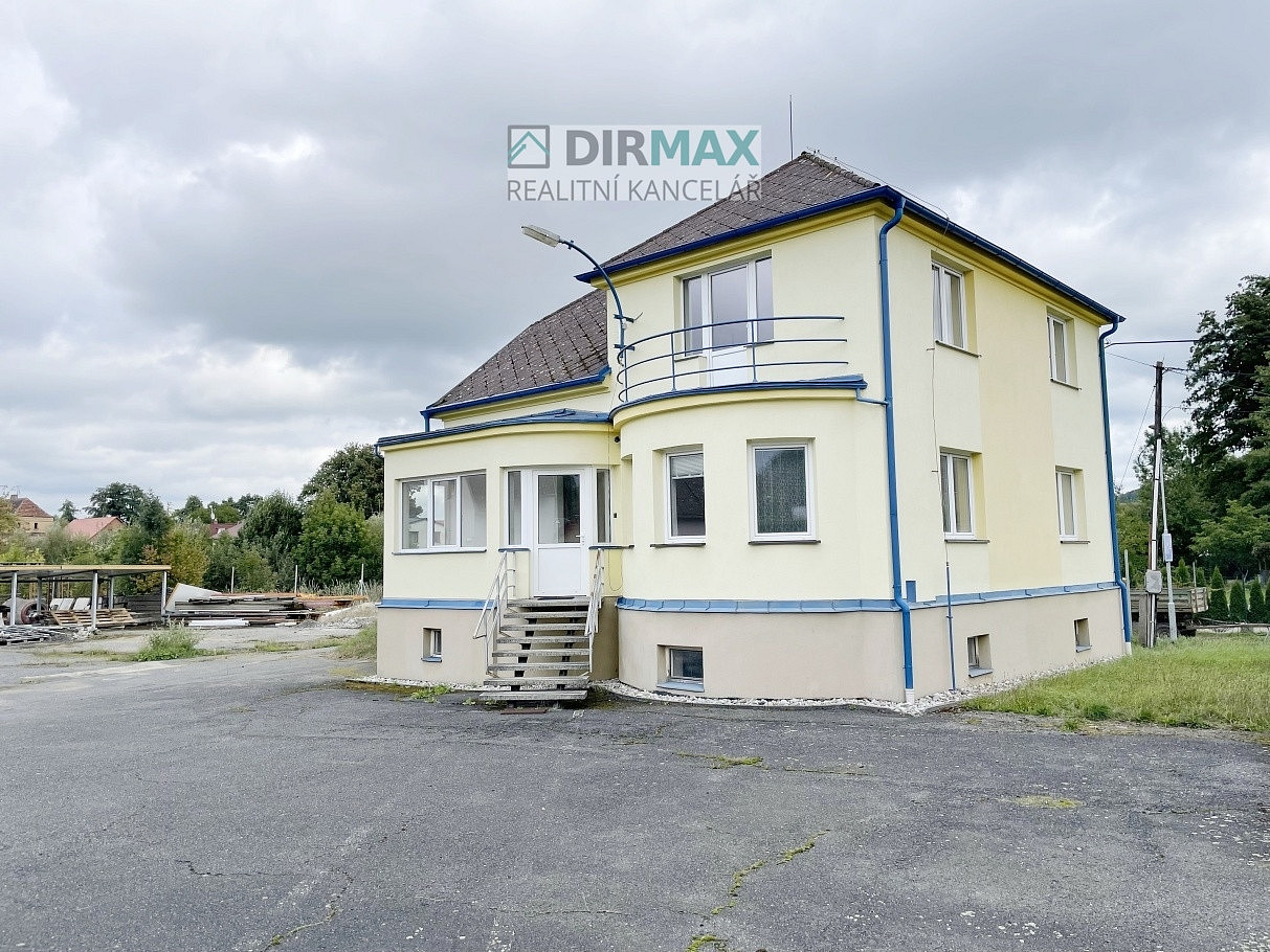 Prodej domu 580 m² s pozemkem 2 612 m²