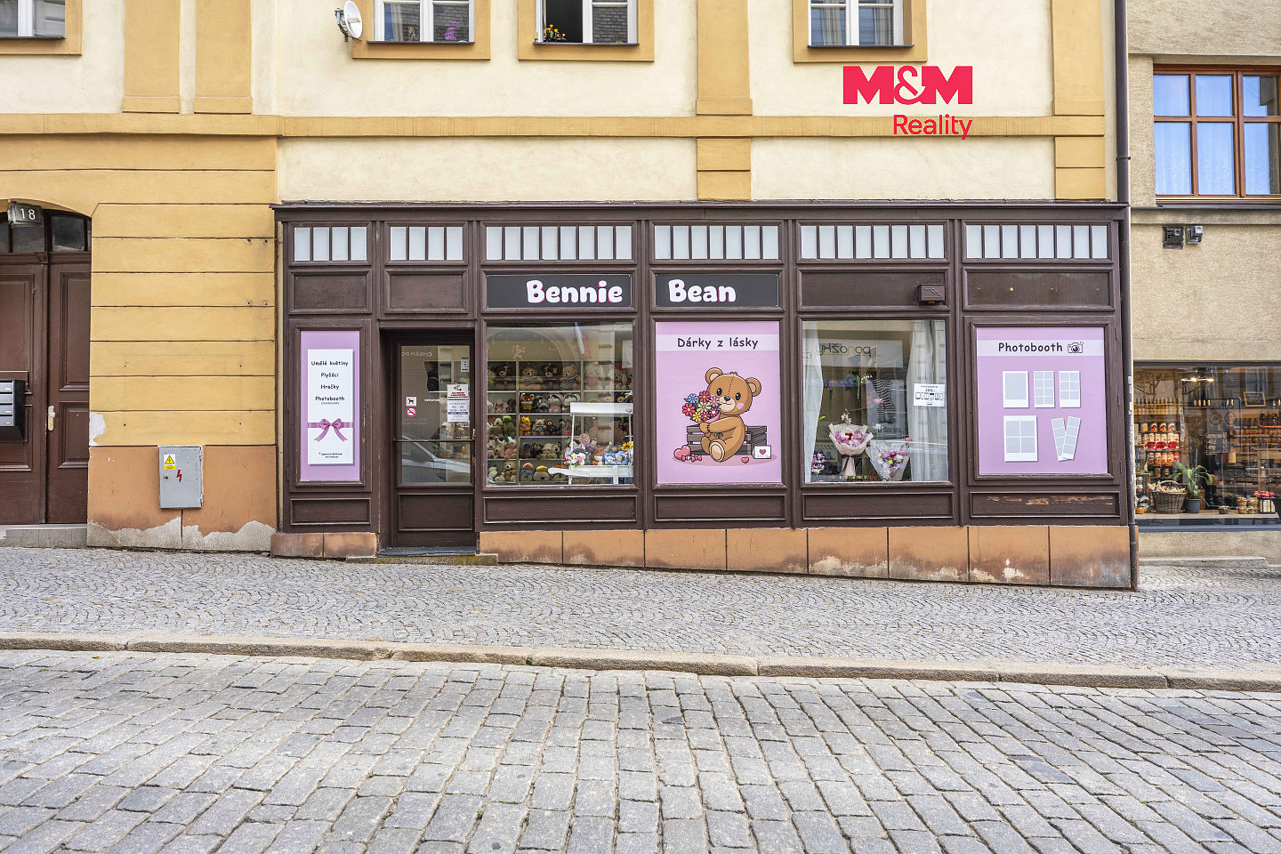 Pronájem obchodních prostor 61 m²