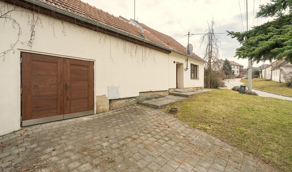 Prodej domu 54 m² s pozemkem 420 m², Prace – náhled fotky 4