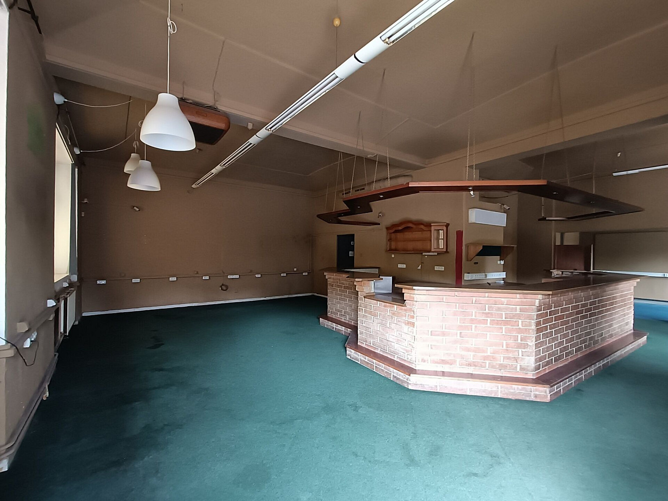 Pronájem obchodních prostor 165 m² – fotografie 3