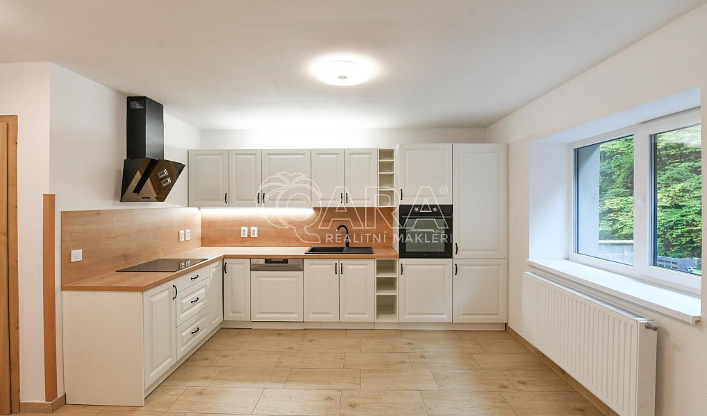 Pronájem domu 92 m² s pozemkem 428 m², Štěchovice – náhled fotky 2