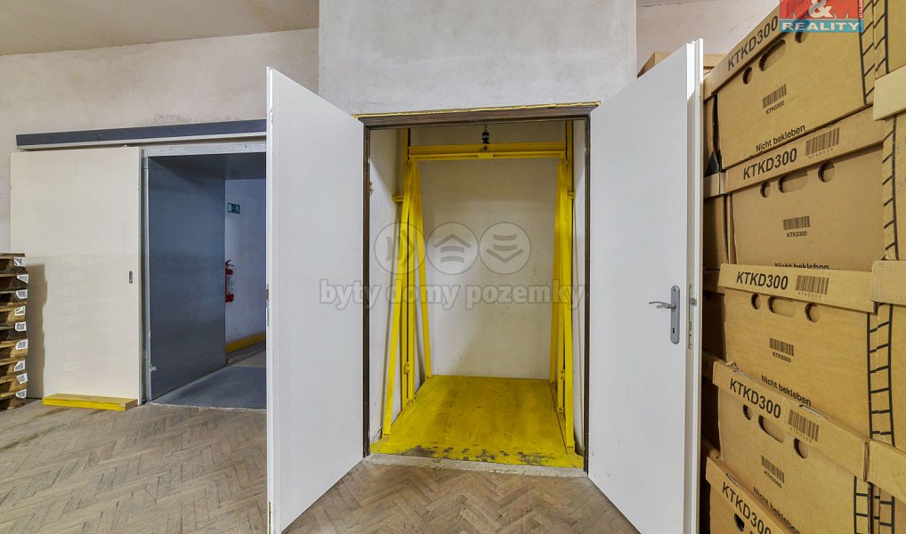 Prodej výrobních prostor 745 m², Stráž – náhled fotky 21