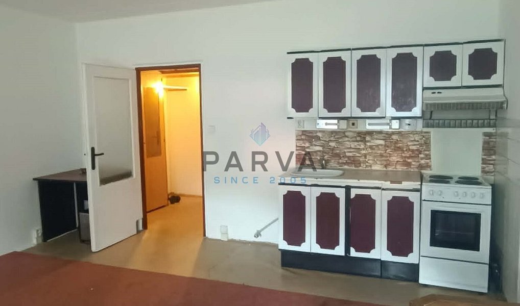 Pronájem bytu 1+kk 26 m², Holoubkov – náhled fotky 4