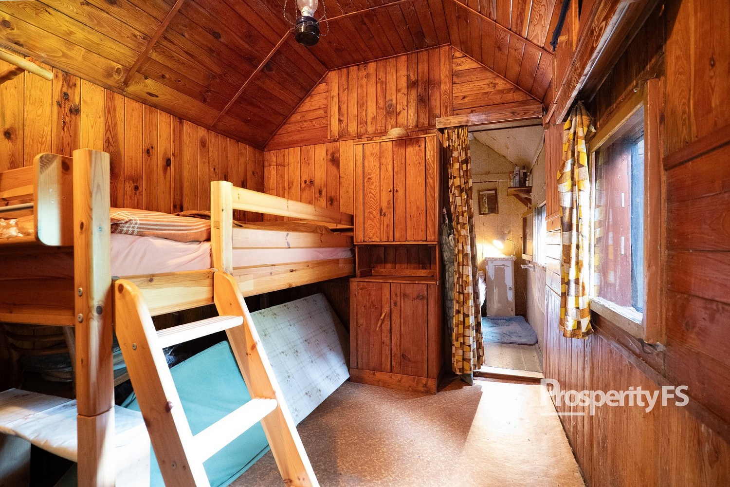 Dům 2+1 – Jílové u Prahy, okres Praha-západ – další