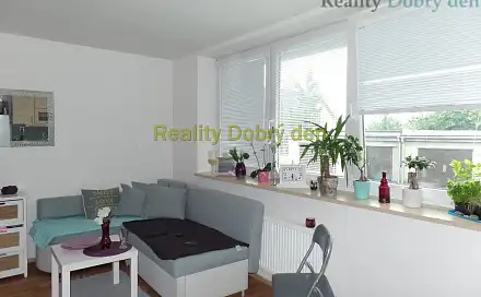 Pronájem bytu 1+kk 28 m²