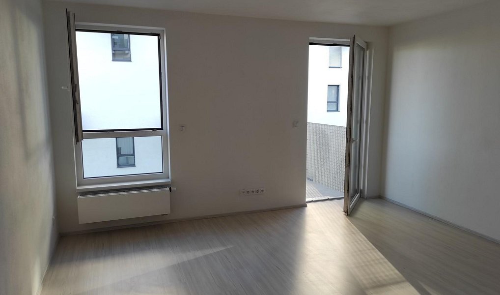 Pronájem bytu 1+kk 31 m², Olomouc – náhled fotky 3