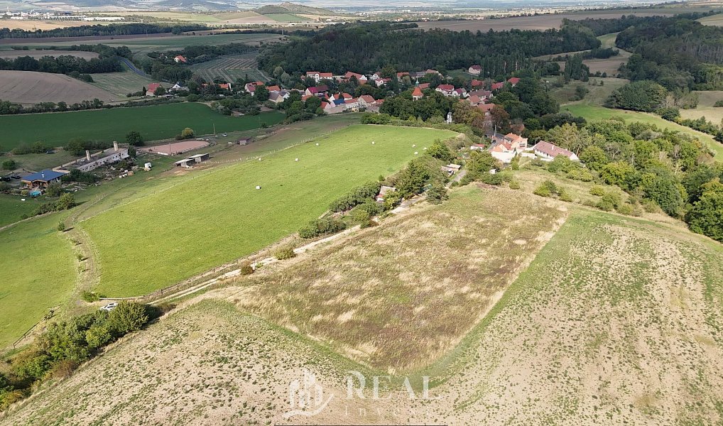 Prodej stavebního pozemku 1 196 m², Louny – náhled fotky 7