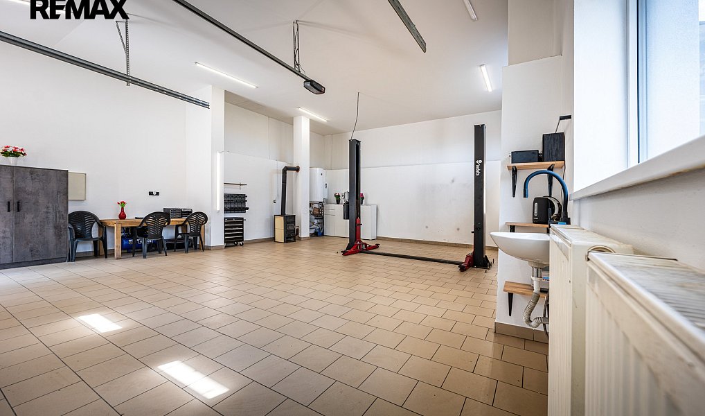 Prodej domu 171 m² s pozemkem 1 730 m², Žďár – náhled fotky 46
