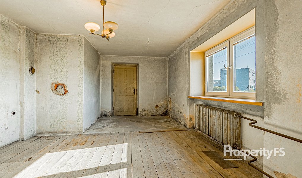 Prodej domu 180 m² s pozemkem 3 422 m², Ropice – náhled fotky 36