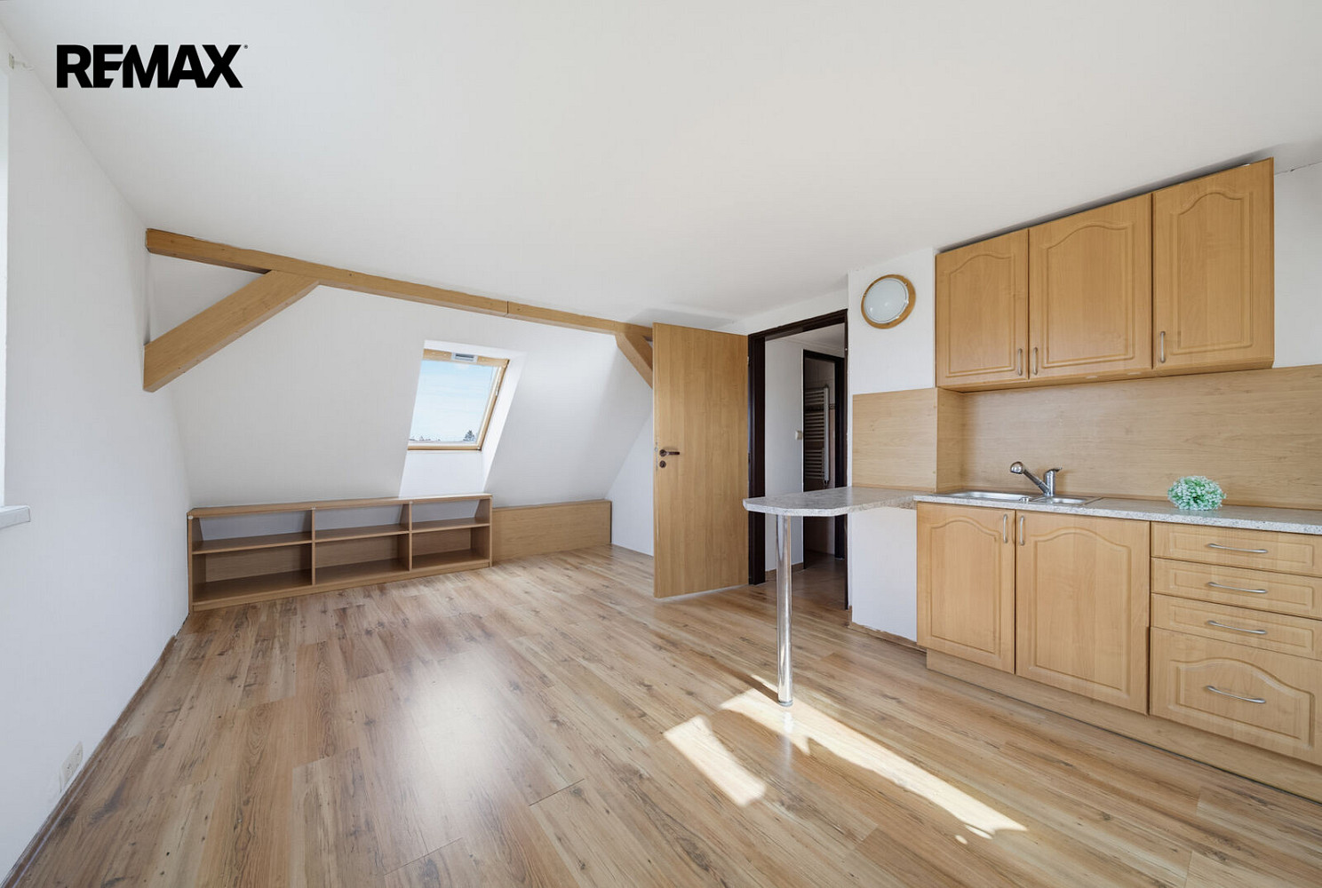Prodej bytu 1+kk 23 m² – fotografie 2