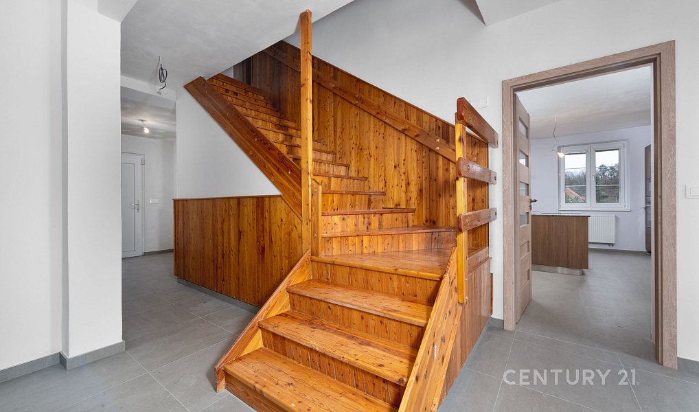 Prodej domu 232 m² s pozemkem 1 199 m², Rabyně – náhled fotky 29