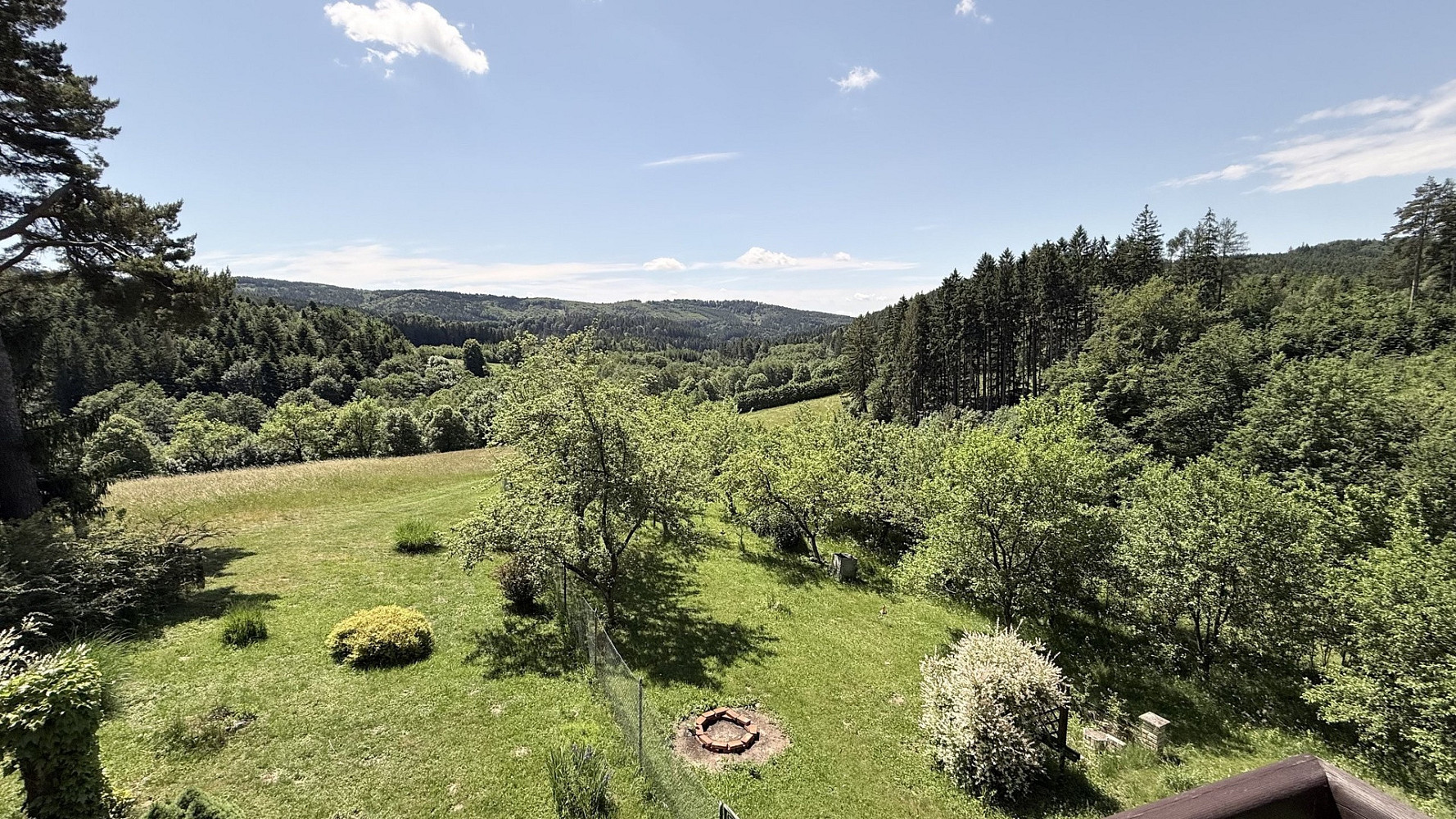 Prodej chaty/chalupy 139 m² s pozemkem 529 m² – fotografie 2