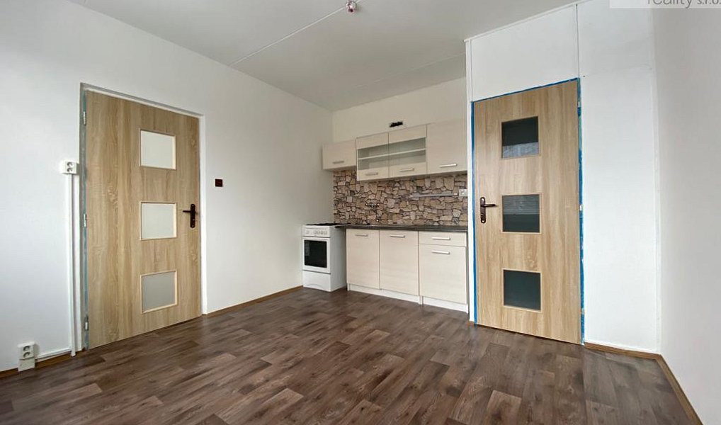 Pronájem bytu 1+1 38 m², Chomutov – náhled fotky 5