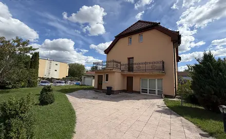 Pronájem domu 182 m² s pozemkem 1 452 m², U Elektrárny, Pelhřimov